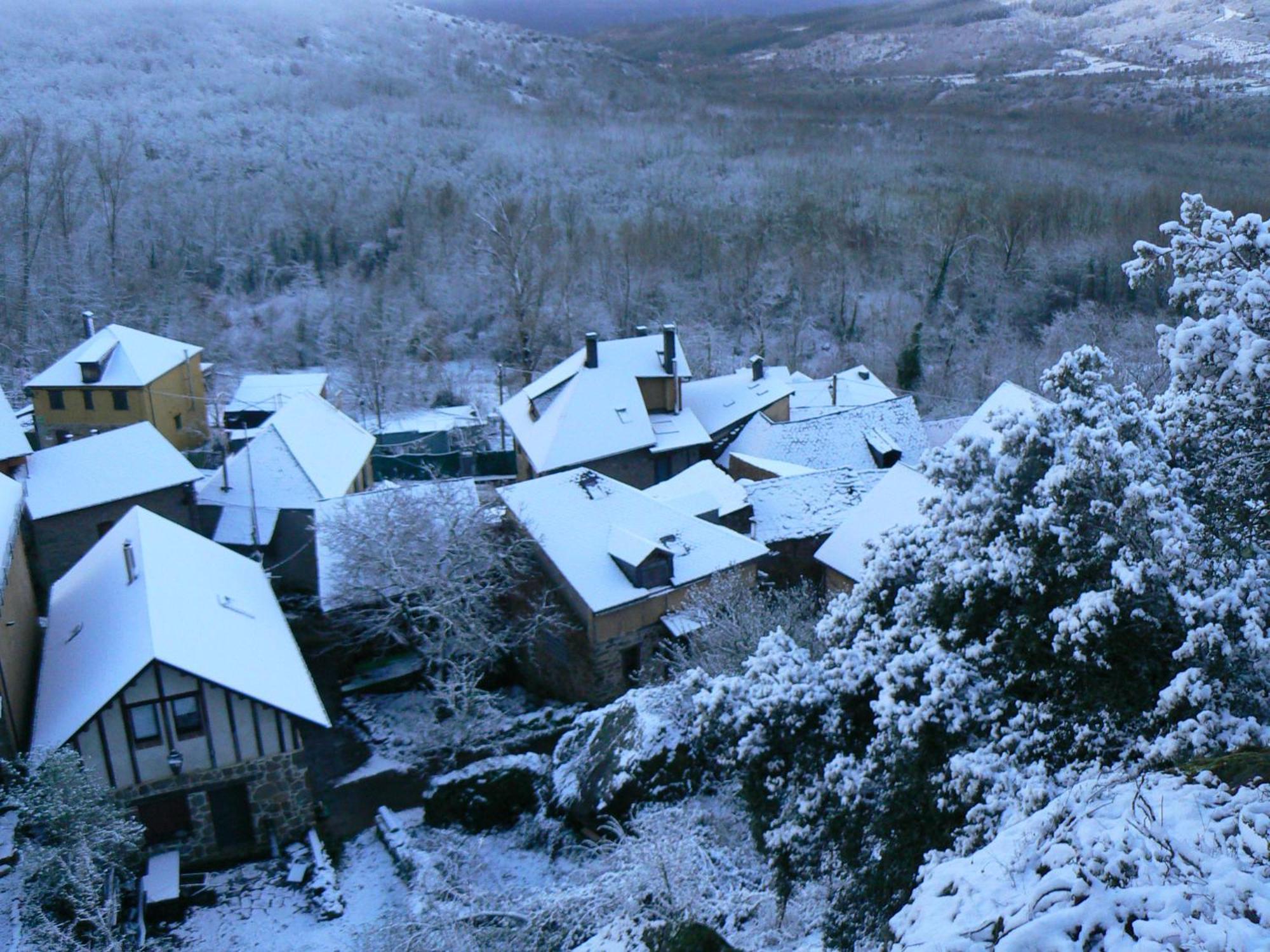 Casa De Turismo Rural Sardom3 Bembibre  Zewnętrze zdjęcie