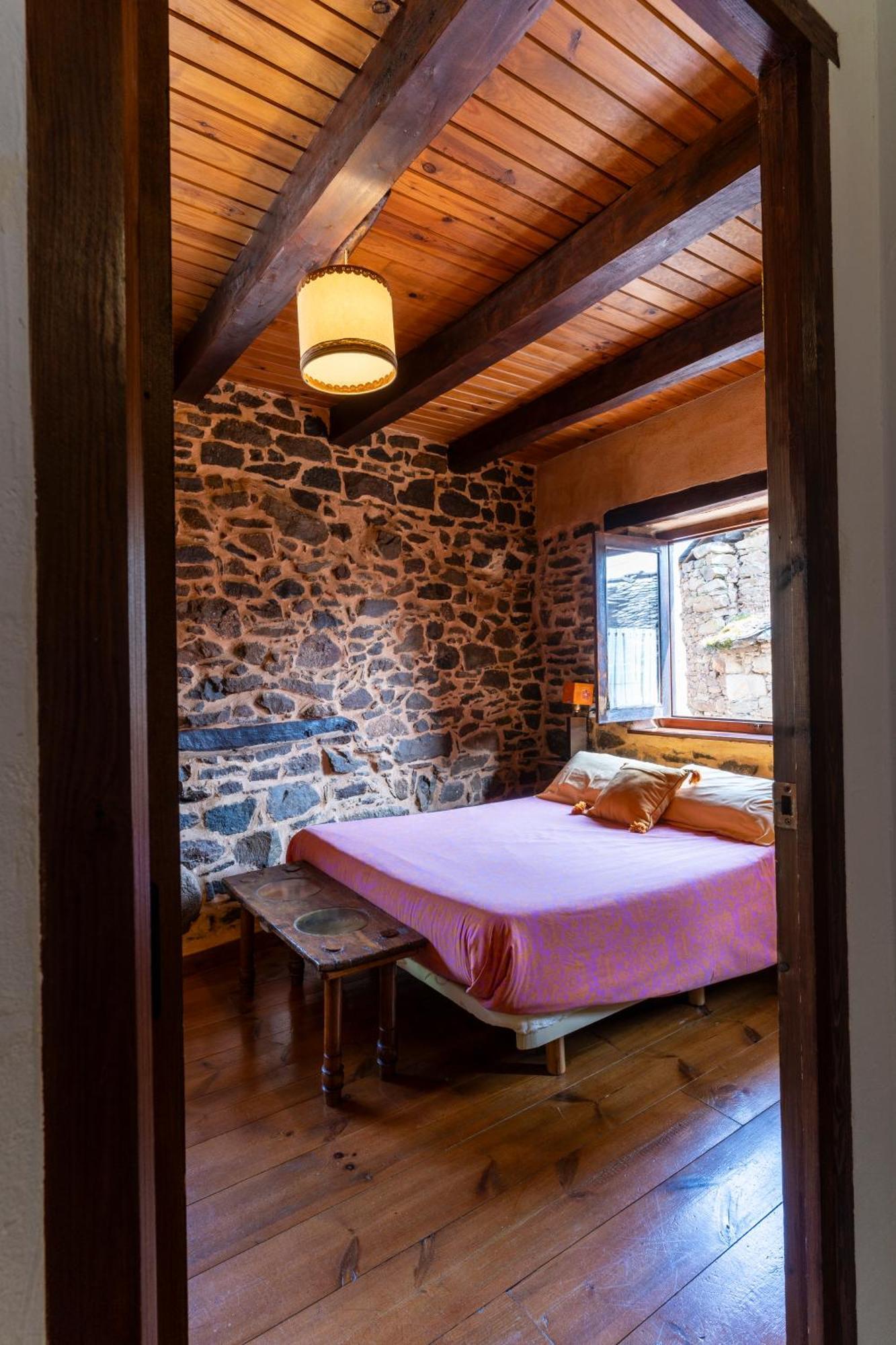 Casa De Turismo Rural Sardom3 Bembibre  Zewnętrze zdjęcie