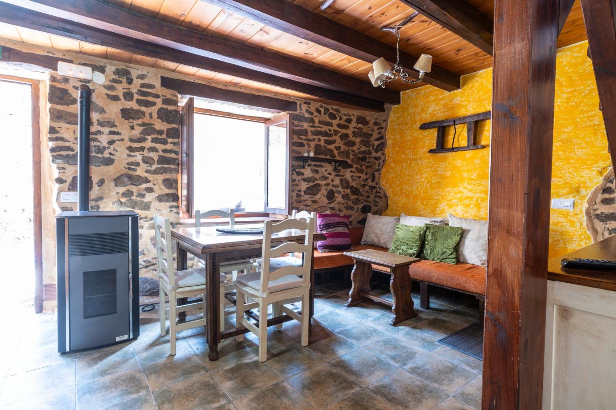 Casa De Turismo Rural Sardom3 Bembibre  Zewnętrze zdjęcie