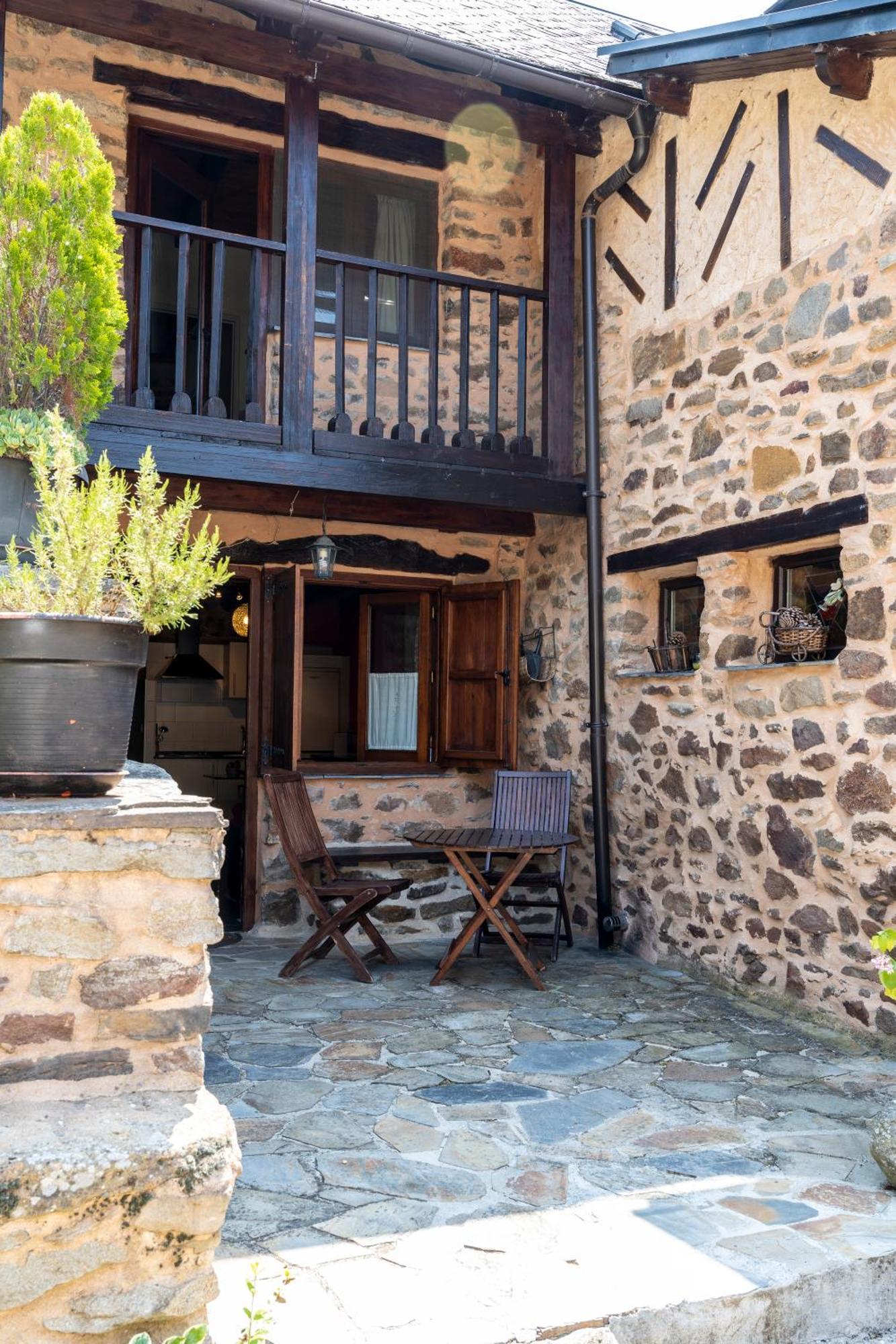 Casa De Turismo Rural Sardom3 Bembibre  Zewnętrze zdjęcie