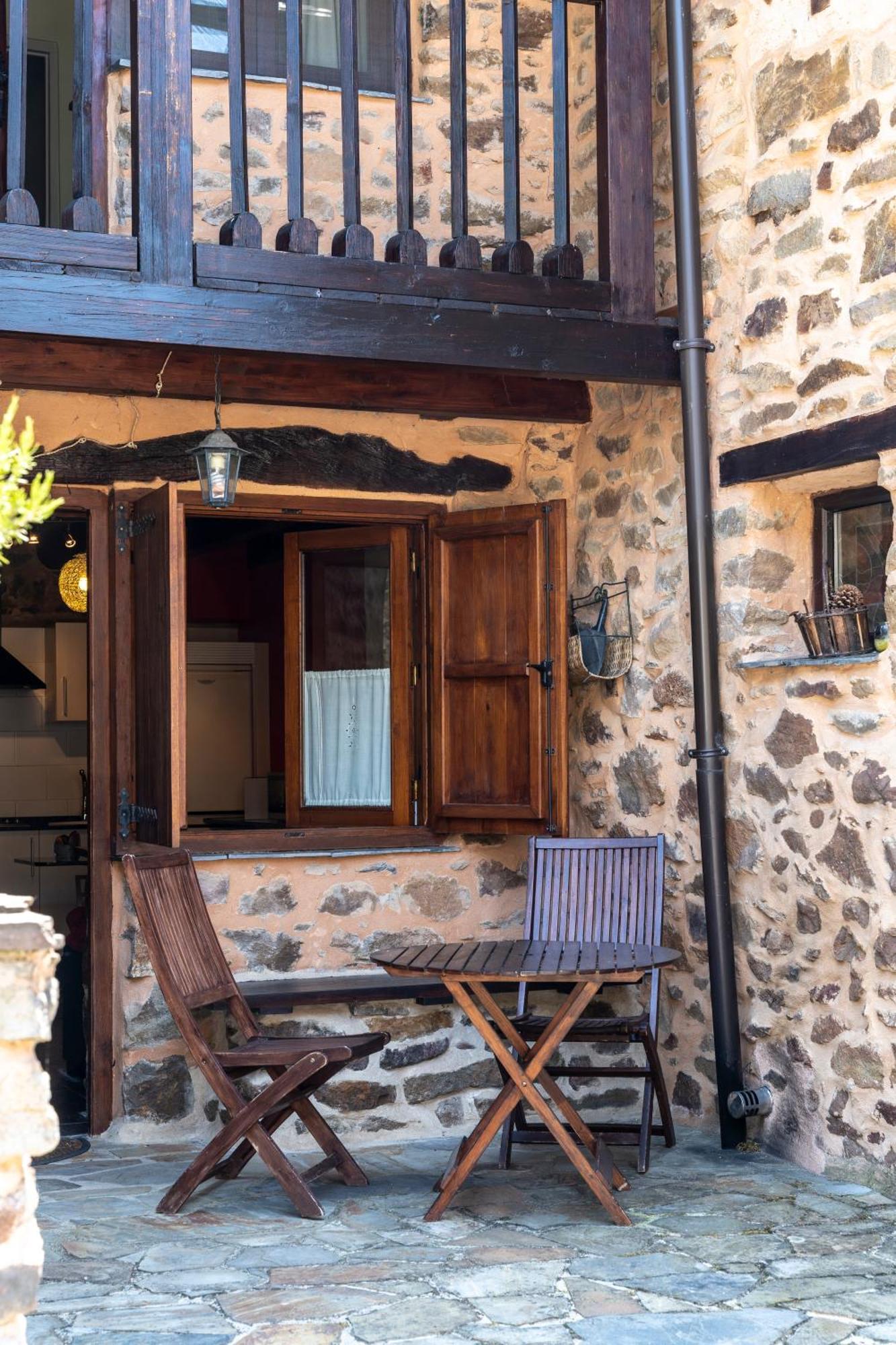 Casa De Turismo Rural Sardom3 Bembibre  Zewnętrze zdjęcie